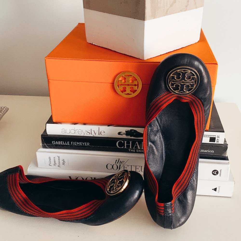 Tory Burch Navy Leather Flats